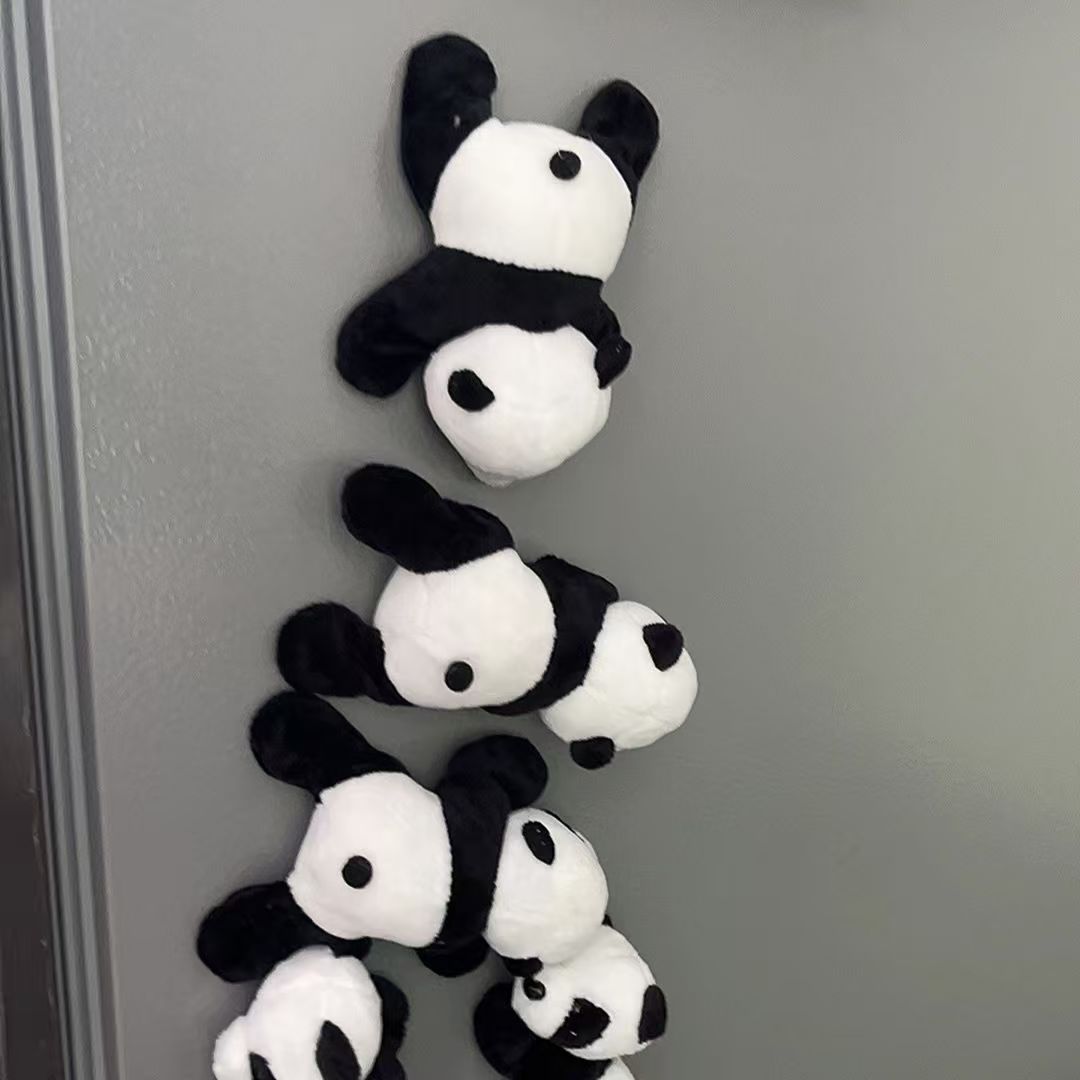 Magnetic Panda Plush Toy – Cute Forbidden City-Inspired “Fu Gui Zhu” Refrigerator Decor, Cultural Souvenir & Gift