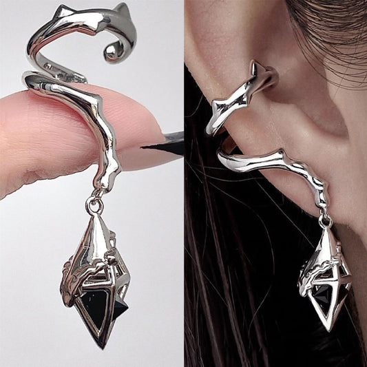 "Fallen Meteorite" Black Zircon Metal Ear Cuff - Niche Designer Earring, Non-Piercing High-End Aesthetic Jewelry