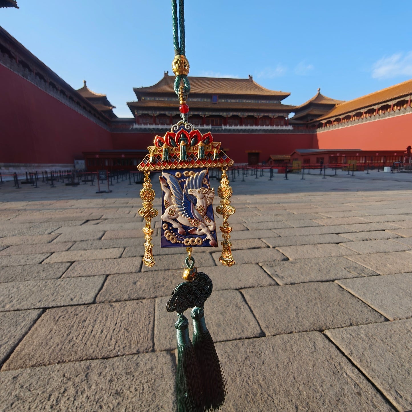 Palace-Inspired Horse Car Hanging Ornament | Traditional Craft for Positive Journey & Cultural Elegance