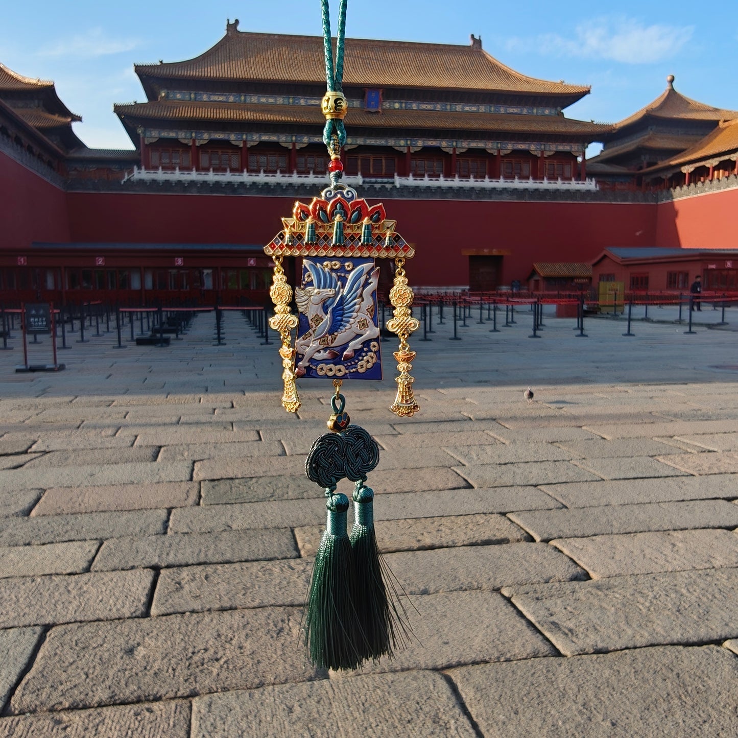 Palace-Inspired Horse Car Hanging Ornament | Traditional Craft for Positive Journey & Cultural Elegance